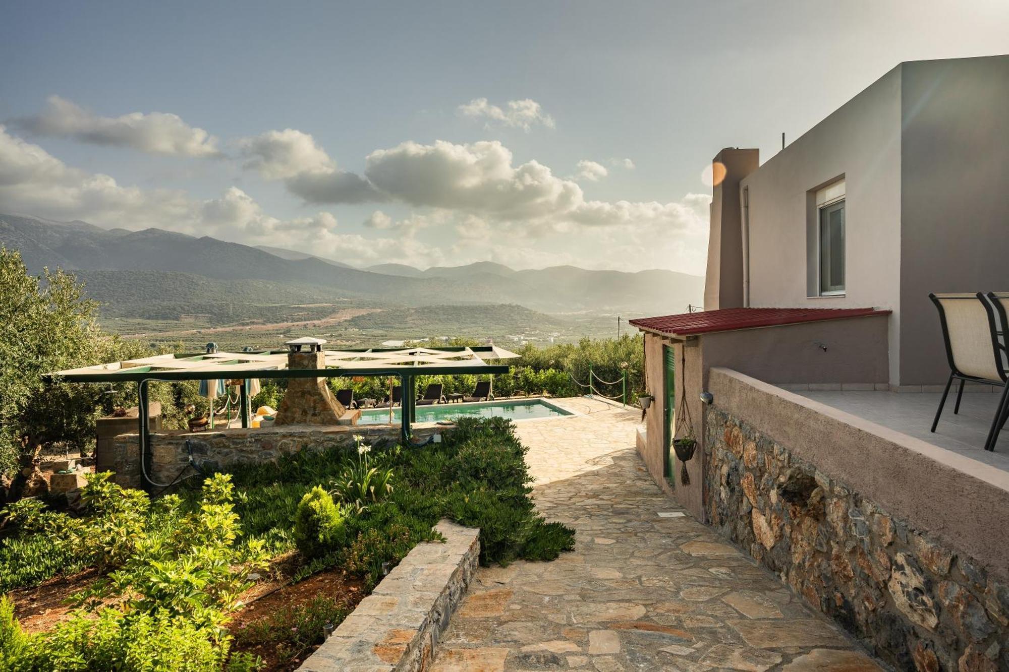 Aktis With Freshwater Pool And Sea View